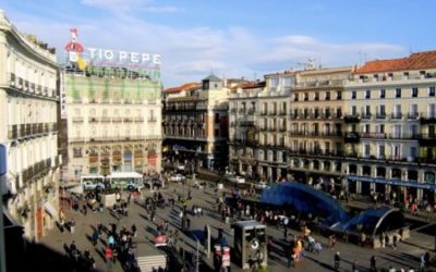 ¿Cómo poner un anuncio en la azotea de su comunidad?